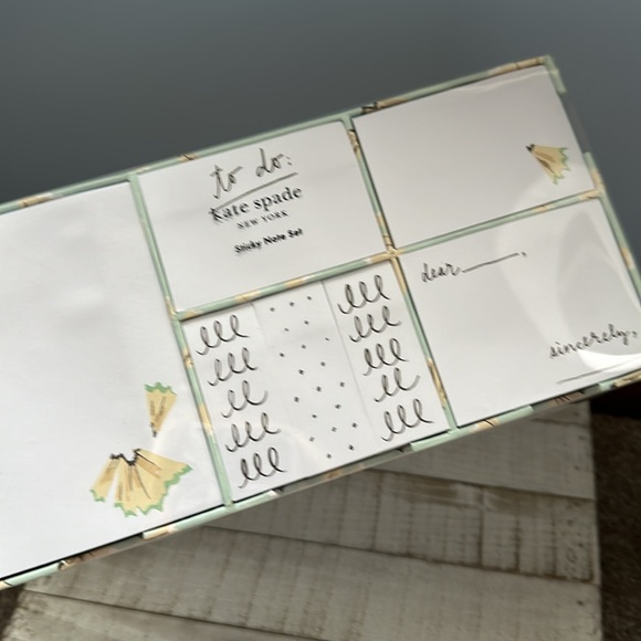 NIB Kate spade sticky note set - Picture 4 of 6